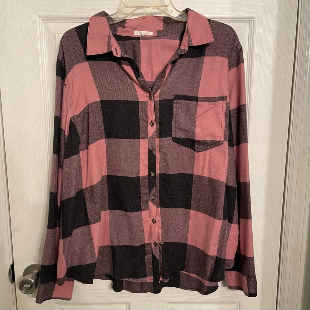 Maurices Pink and Black Plaid Button Down Shirt​​